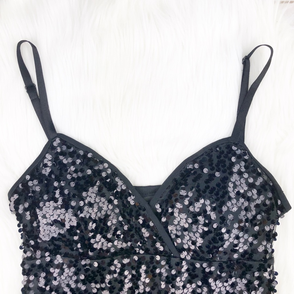 F21 Sequined Dress - Picture 6 of 8